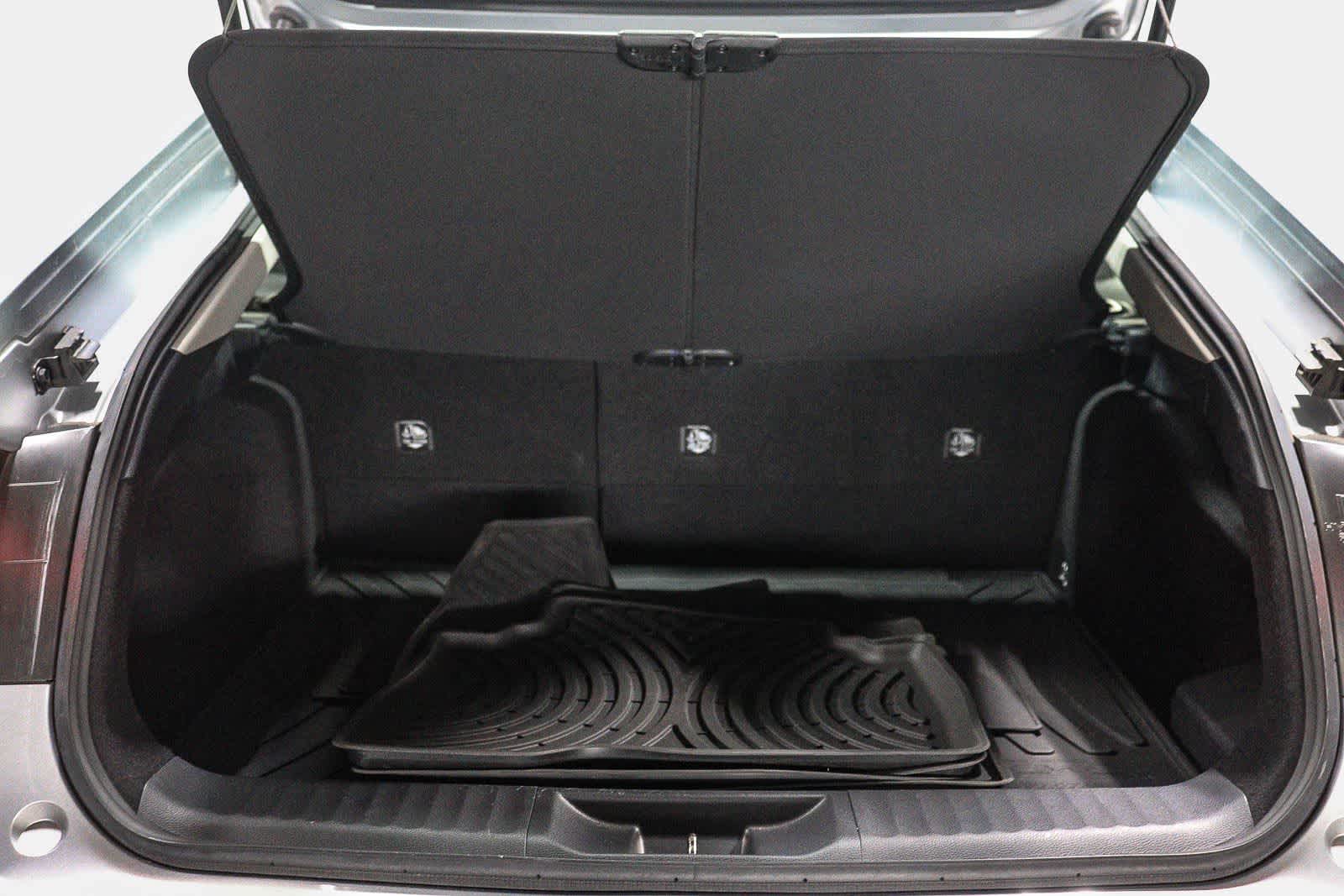 2023 Toyota Prius XLE