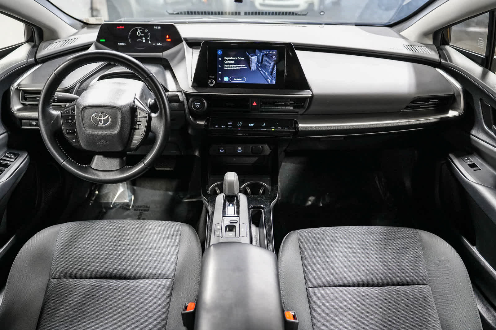 2025 Toyota Prius LE