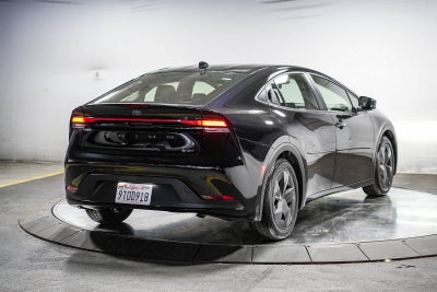 2025 Toyota Prius LE