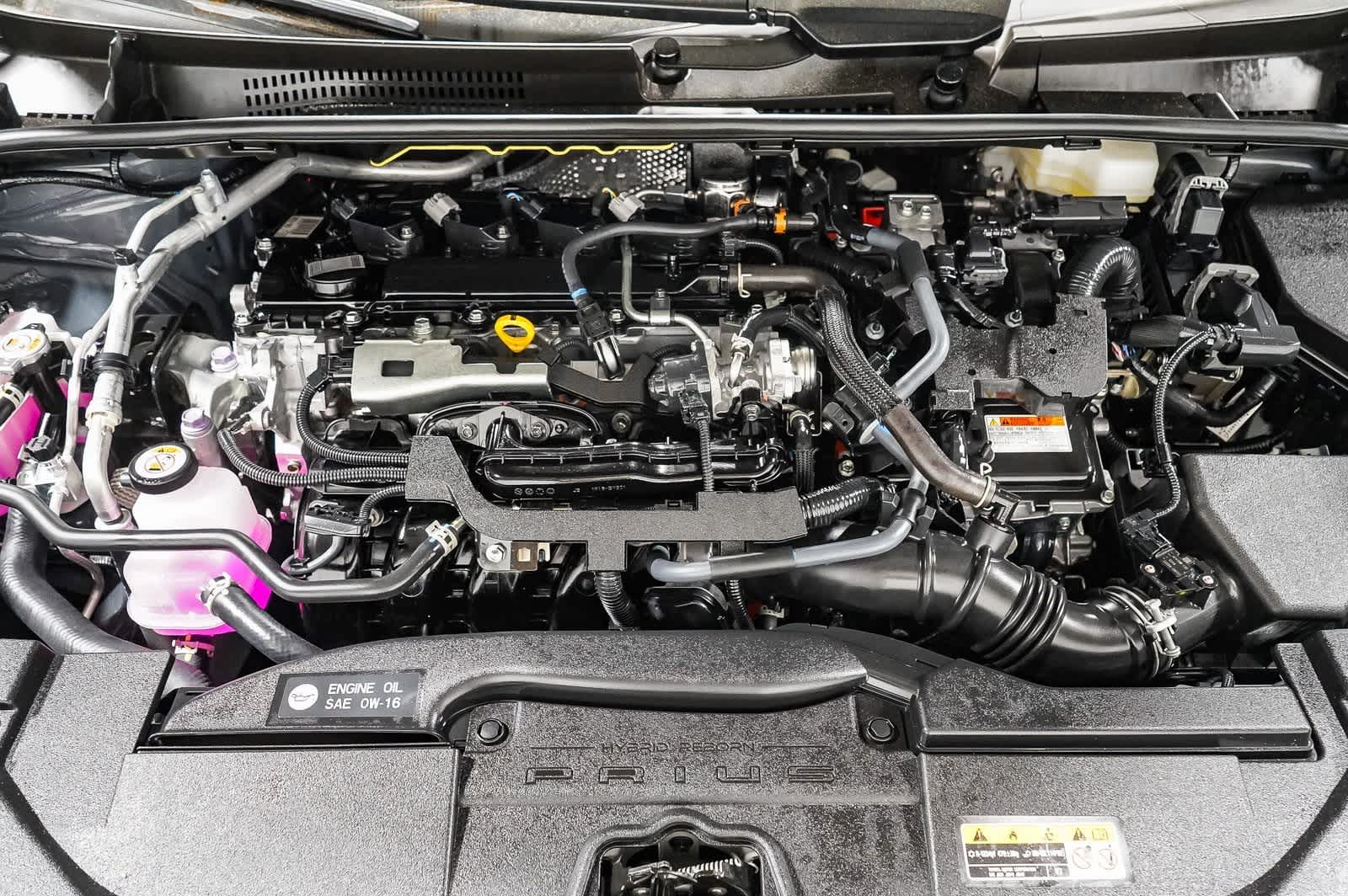 2025 Toyota Prius LE