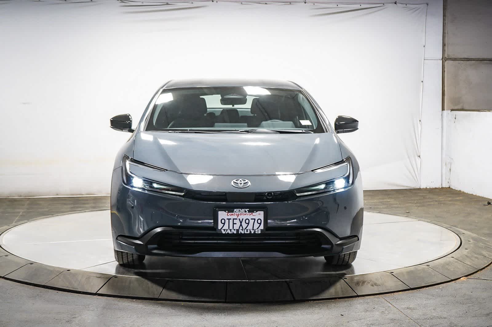 2025 Toyota Prius LE