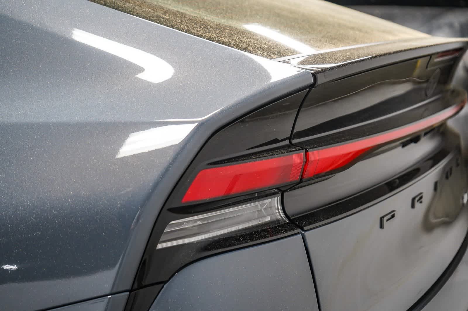 2025 Toyota Prius LE