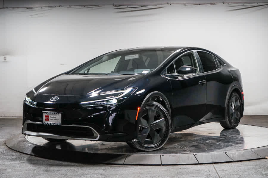 2026 Toyota Prius Plug-In Hybrid SE