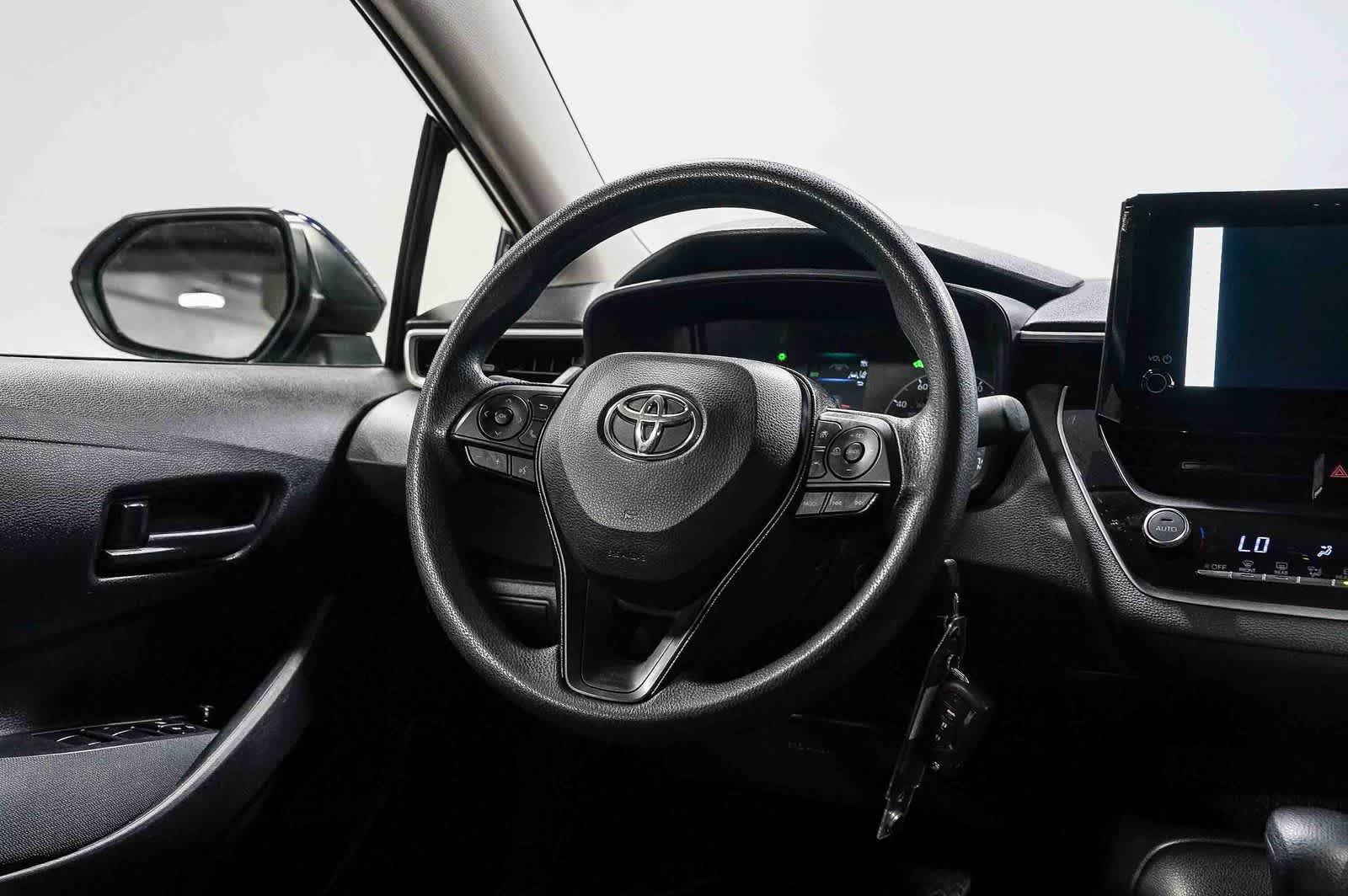 2025 Toyota Corolla Hybrid LE
