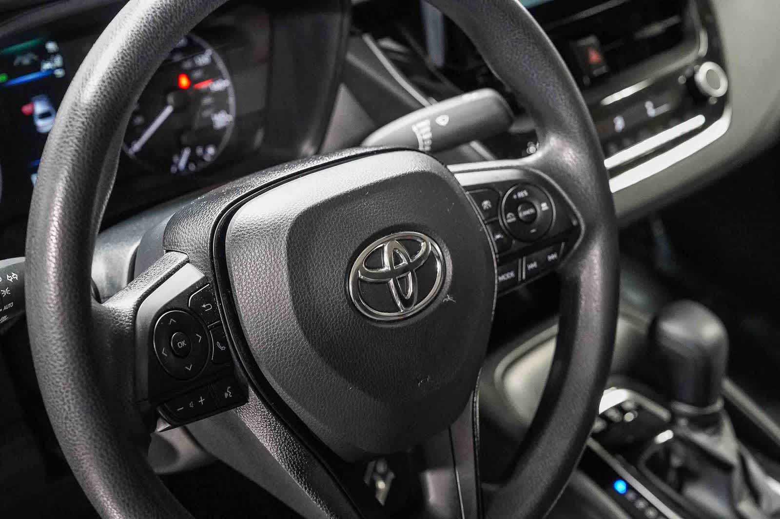 2025 Toyota Corolla Hybrid LE