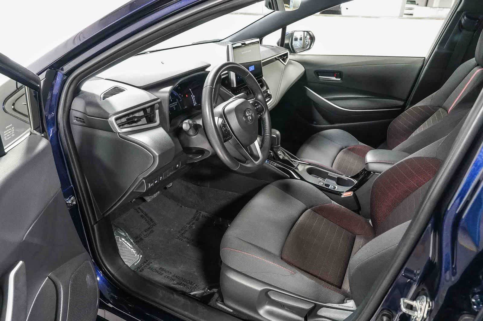 2025 Toyota Corolla Hybrid SE
