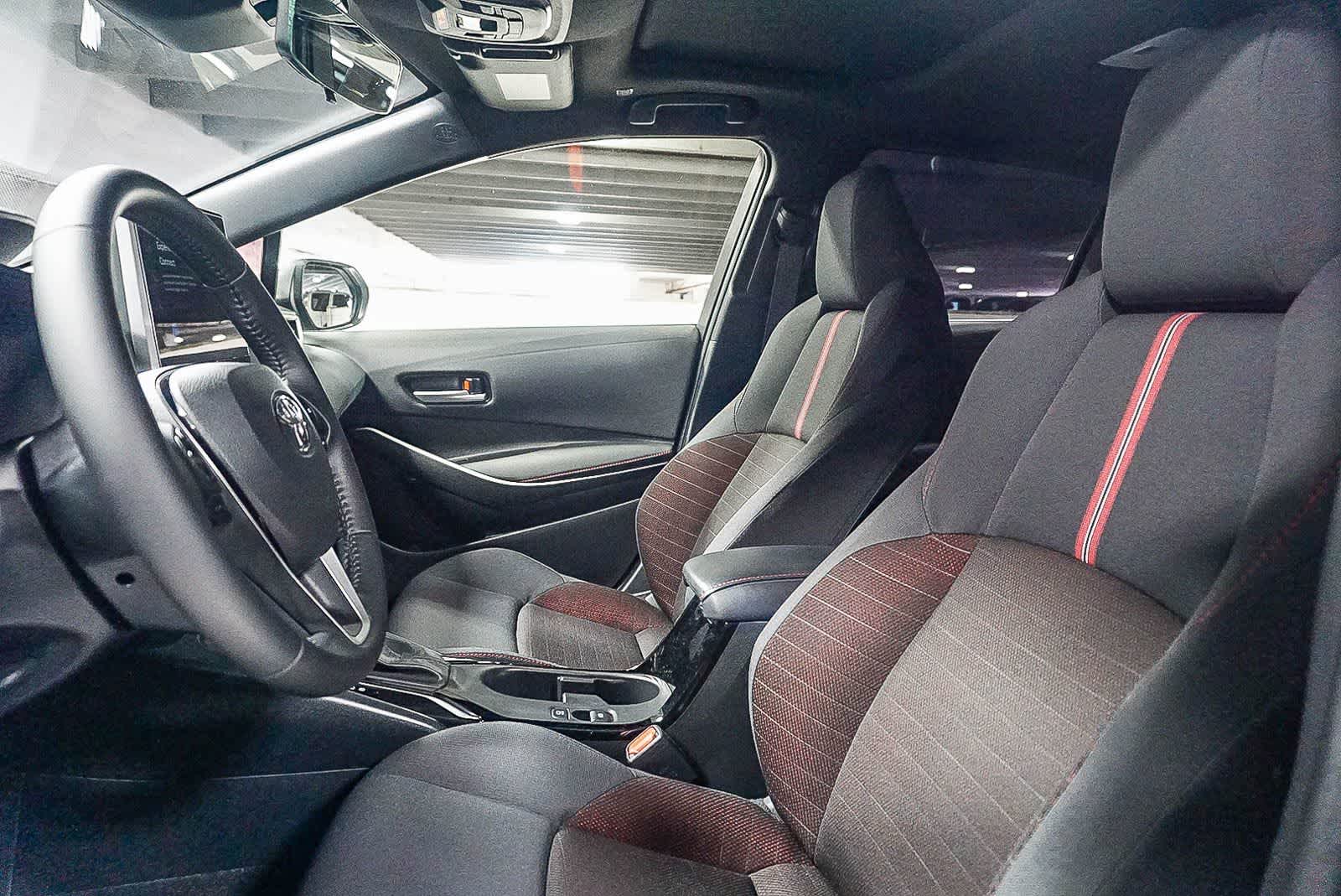 2025 Toyota Corolla Hybrid SE