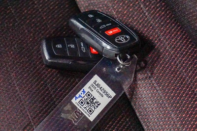 2025 Toyota Corolla Hybrid SE