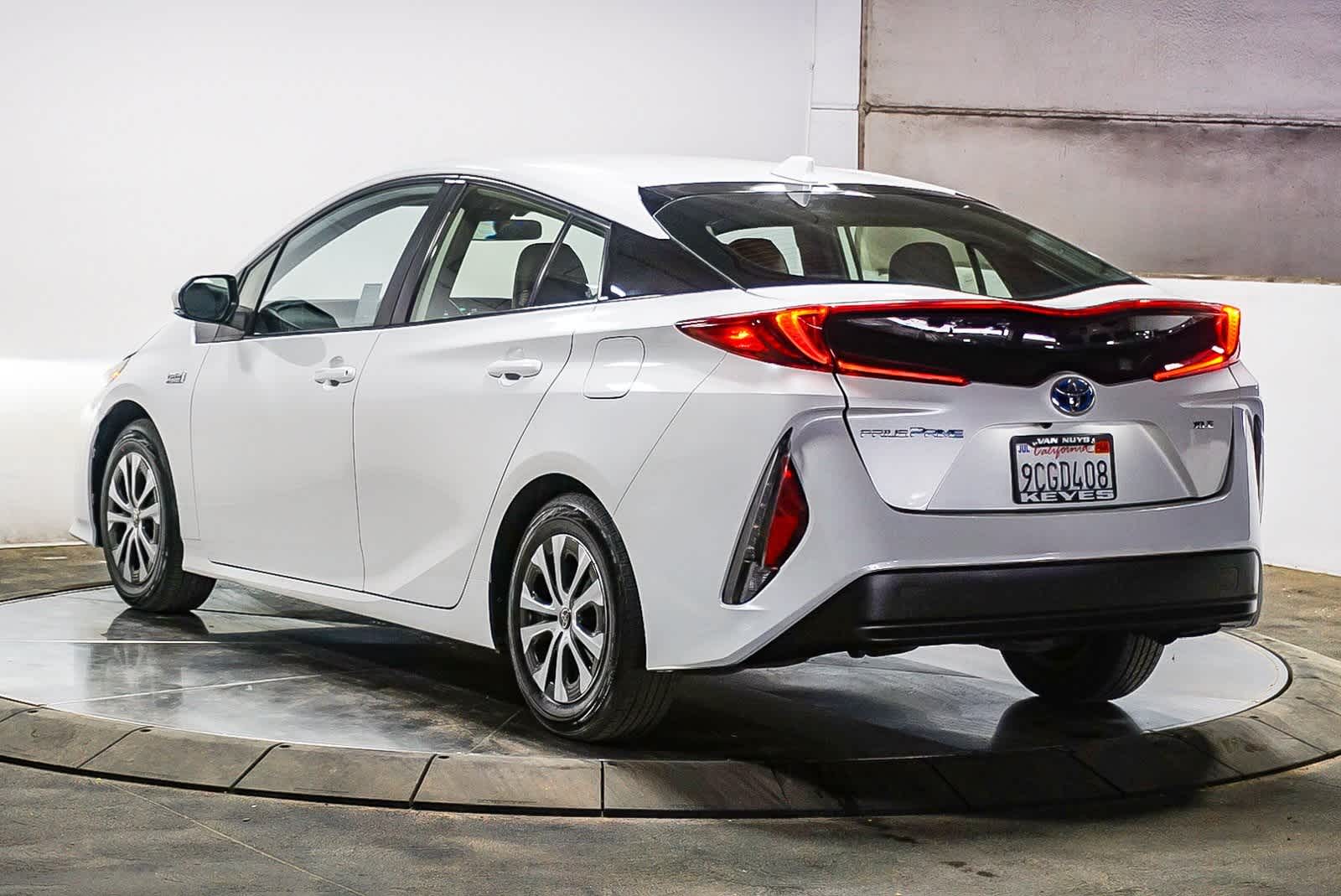2022 Toyota Prius Prime XLE