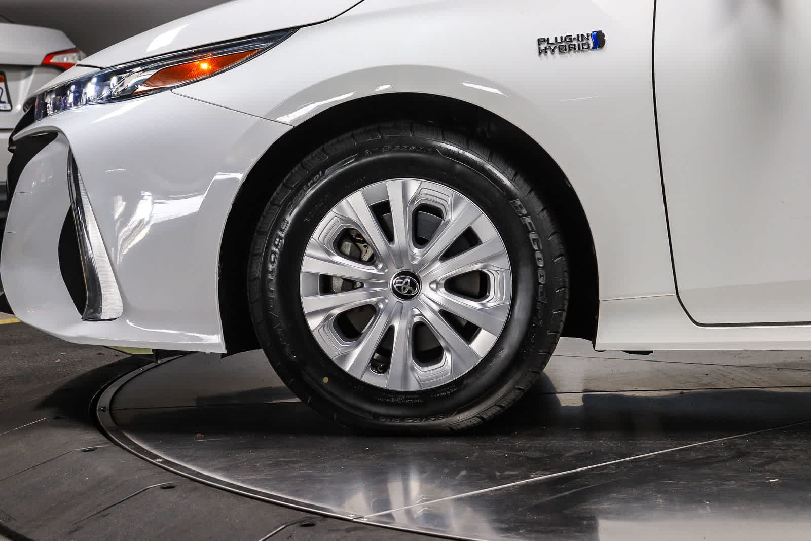 2021 Toyota Prius Prime LE