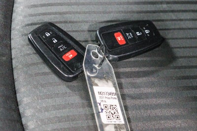 2021 Toyota Prius Prime LE