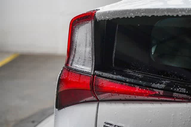 2021 Toyota Prius L Eco