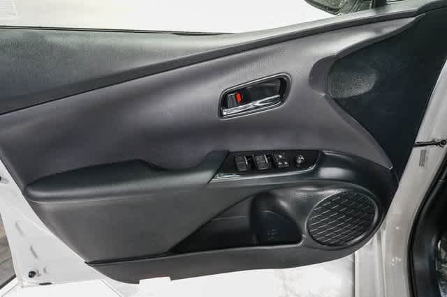 2021 Toyota Prius L Eco