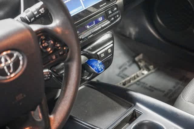 2021 Toyota Prius L Eco