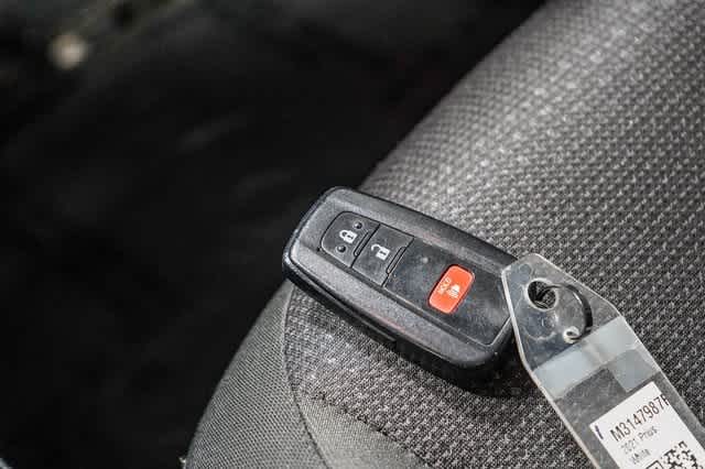 2021 Toyota Prius L Eco