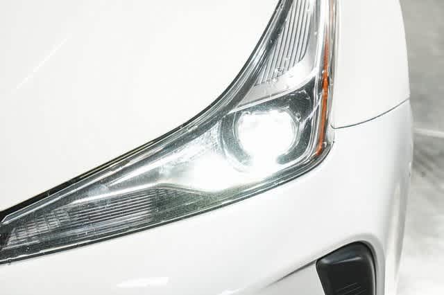 2021 Toyota Prius L Eco