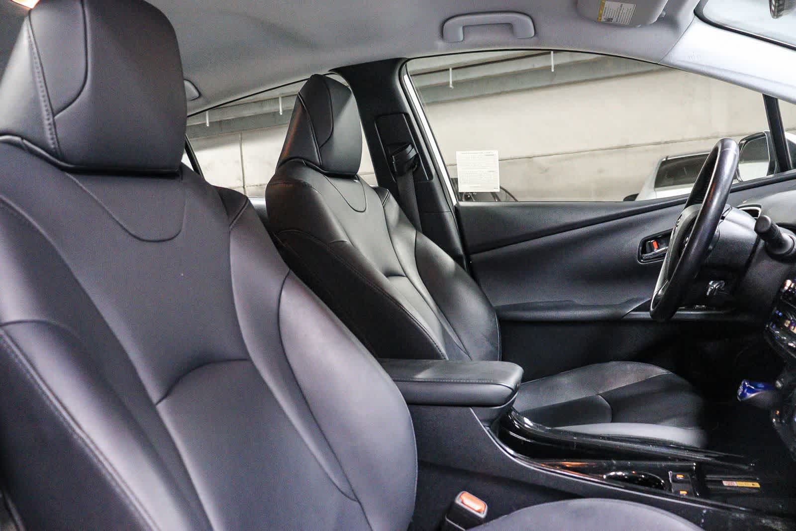 2022 Toyota Prius XLE
