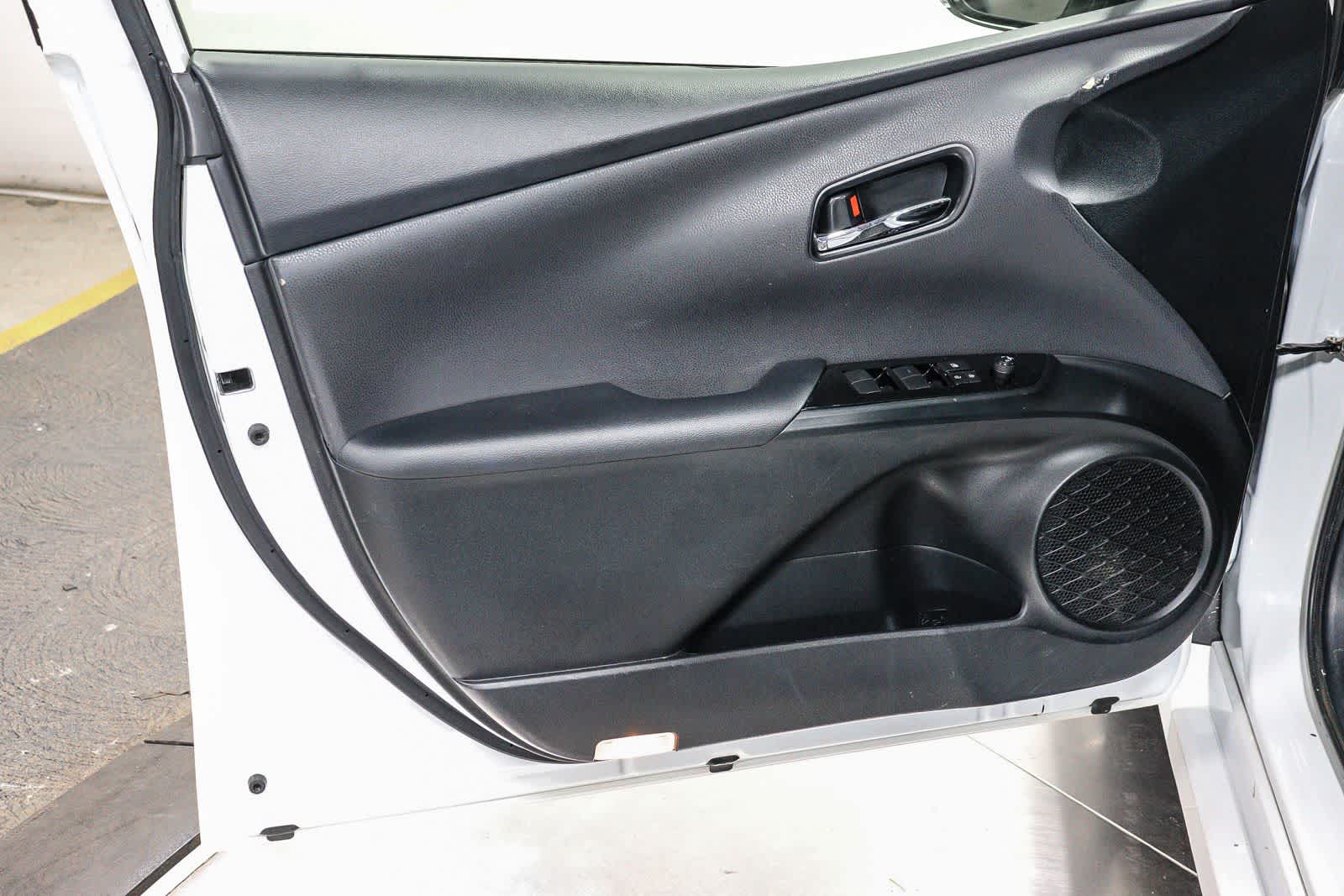 2022 Toyota Prius XLE
