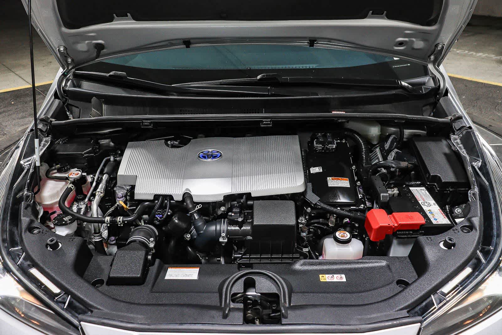 2022 Toyota Prius LE