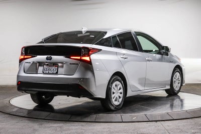 2022 Toyota Prius LE