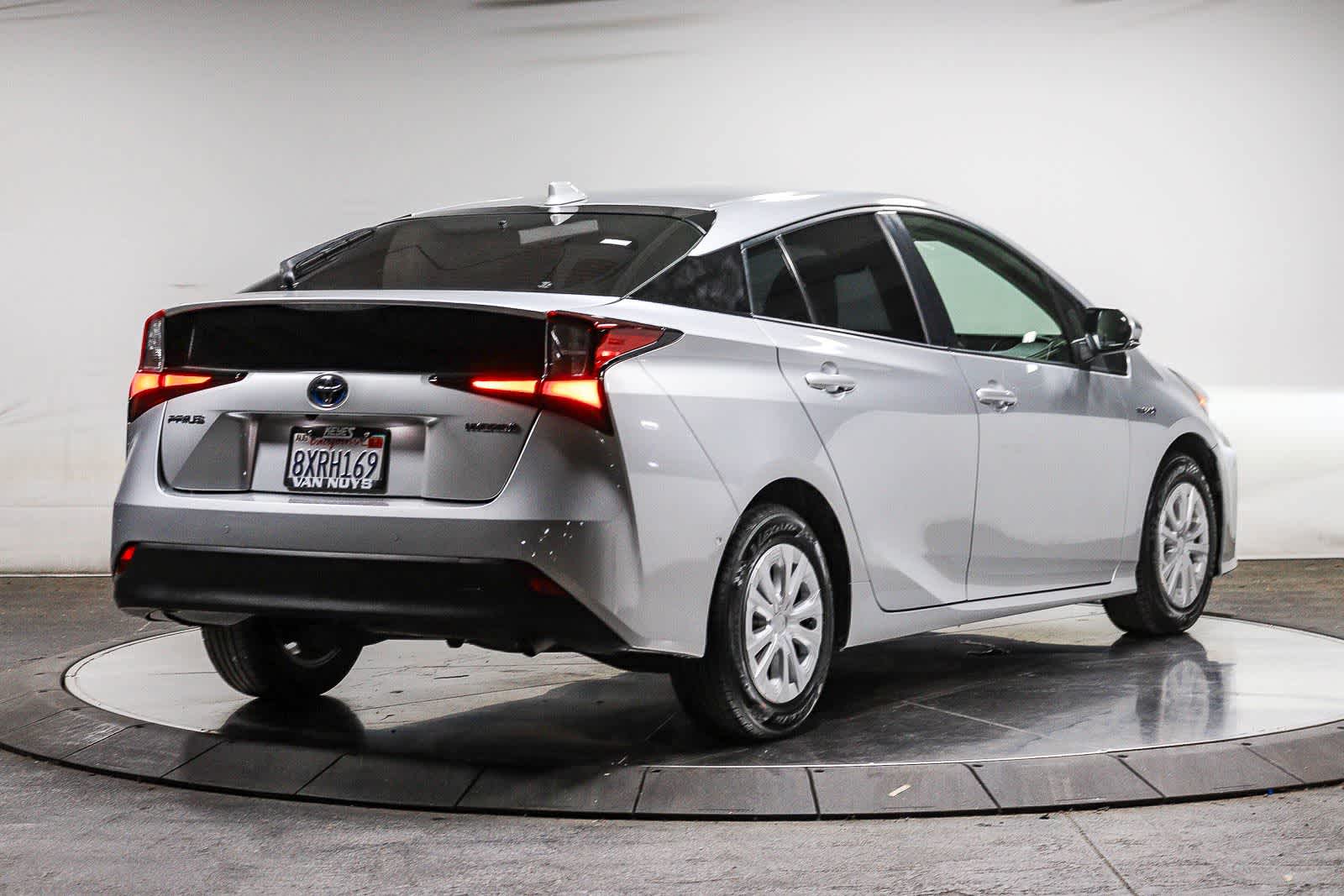 2022 Toyota Prius LE