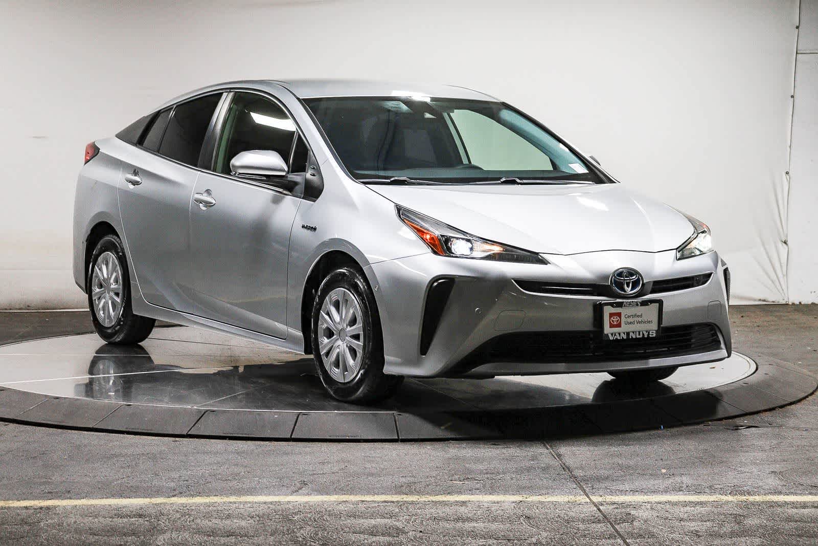 2022 Toyota Prius LE