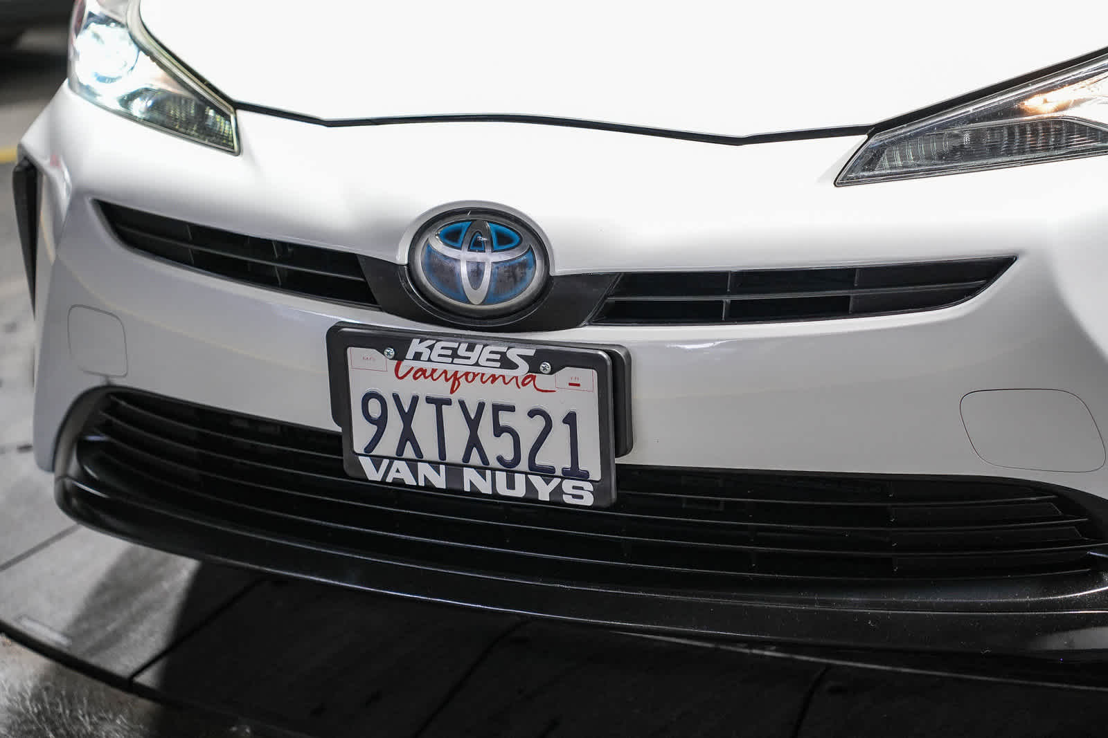 2019 Toyota Prius L Eco