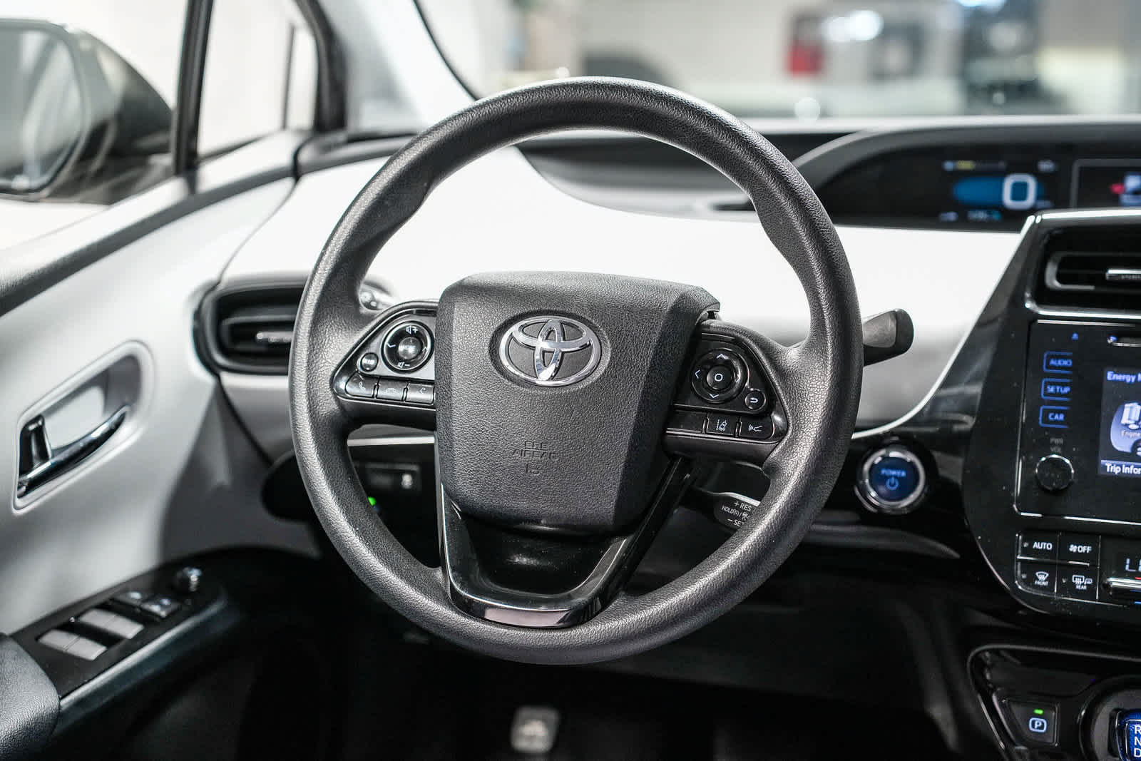 2019 Toyota Prius L Eco