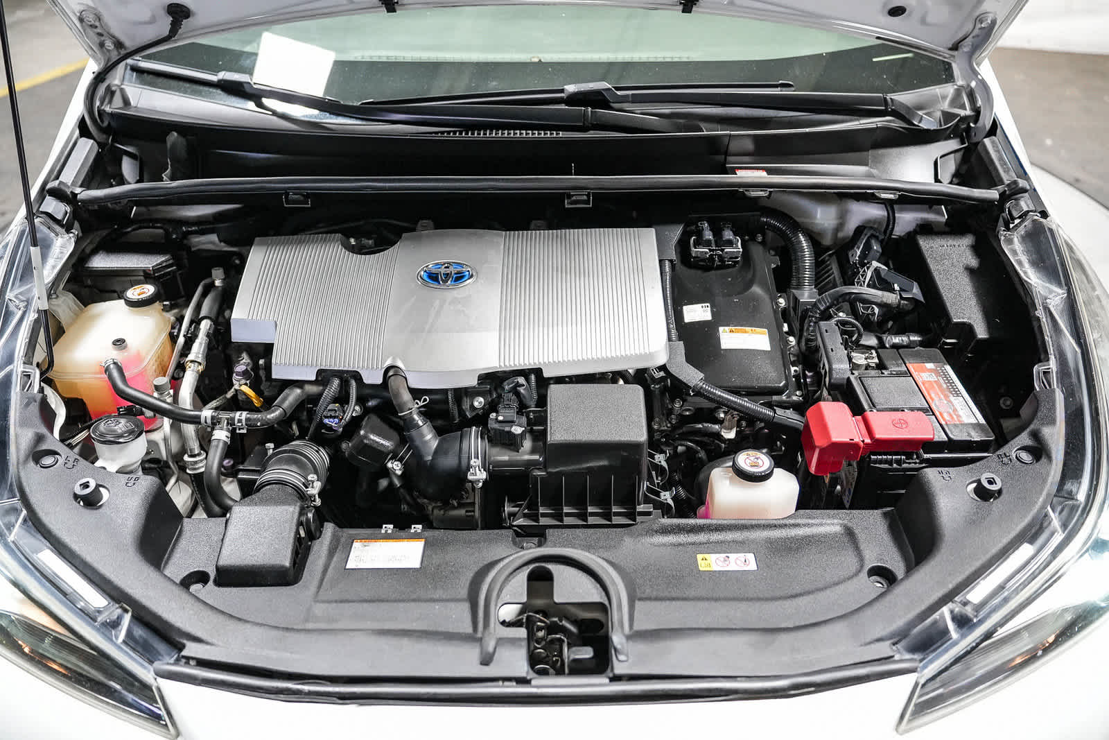 2019 Toyota Prius L Eco