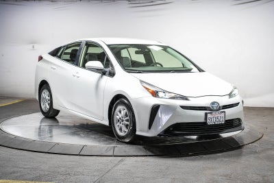 2019 Toyota Prius L Eco