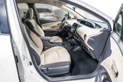 2016 Toyota Prius Two