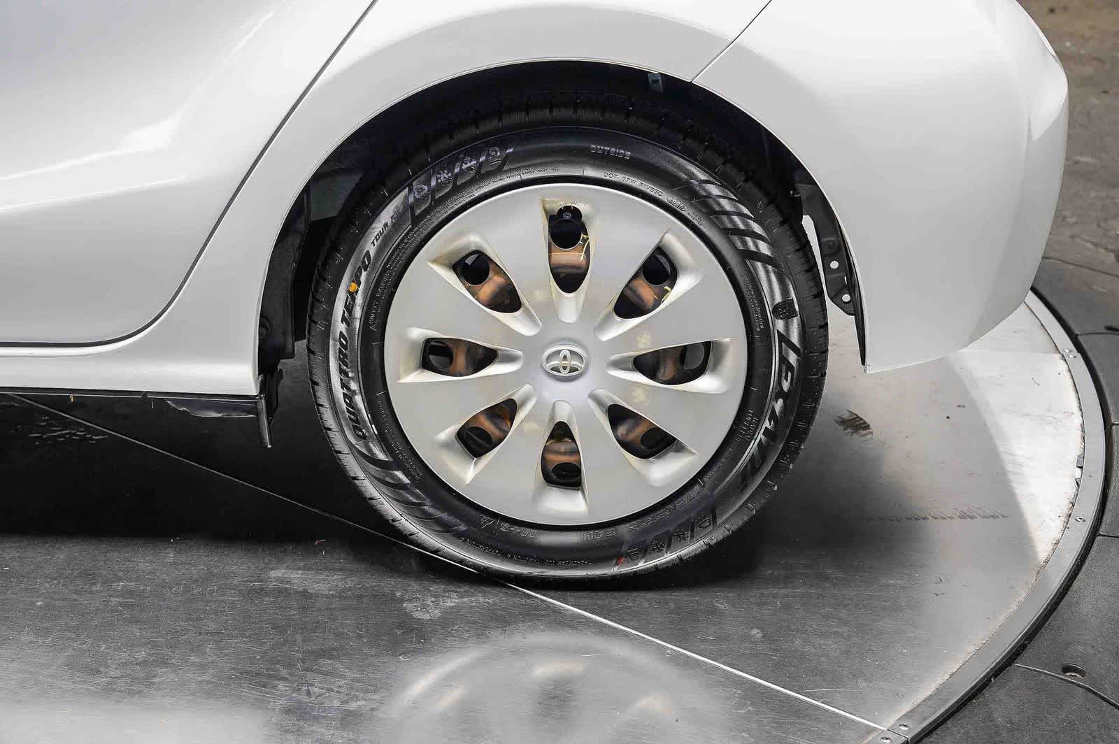 2013 Toyota Prius c One