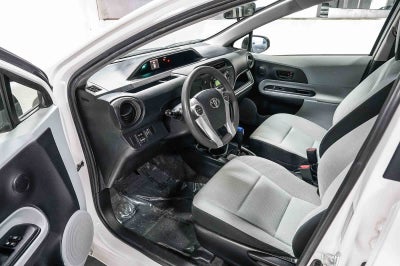 2013 Toyota Prius c One