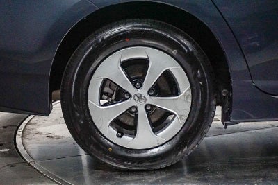 2013 Toyota Prius Three