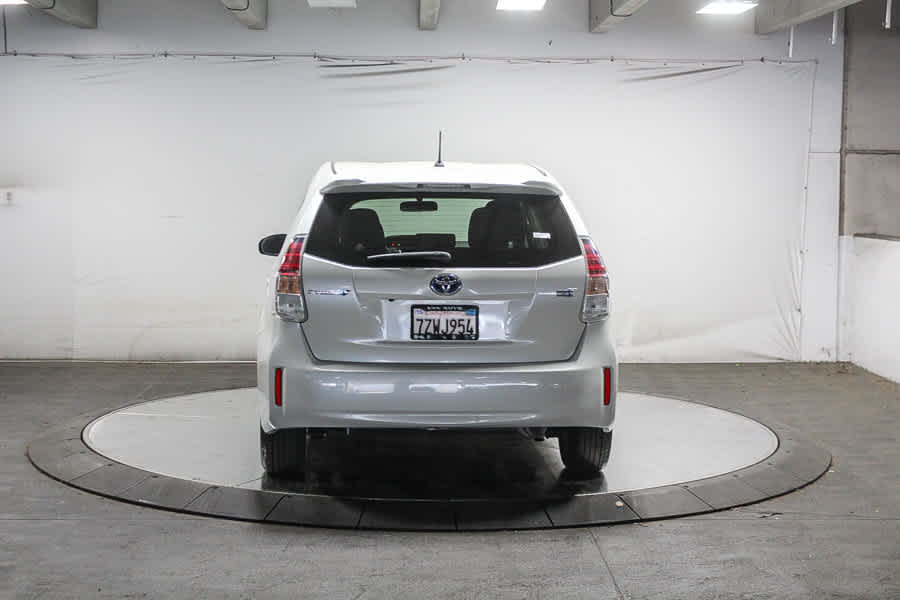 2016 Toyota Prius V Two