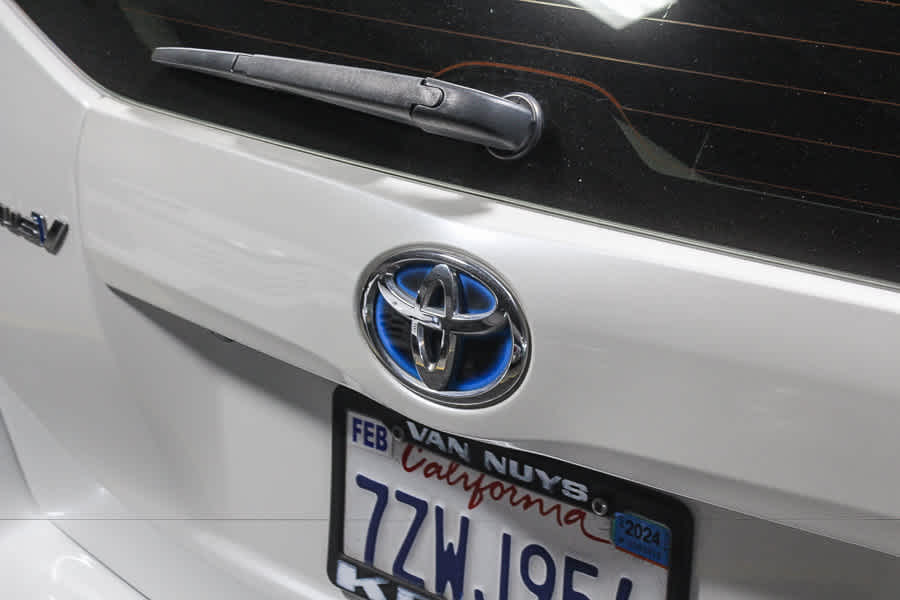 2016 Toyota Prius V Two