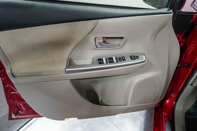 2013 Toyota Prius V Three