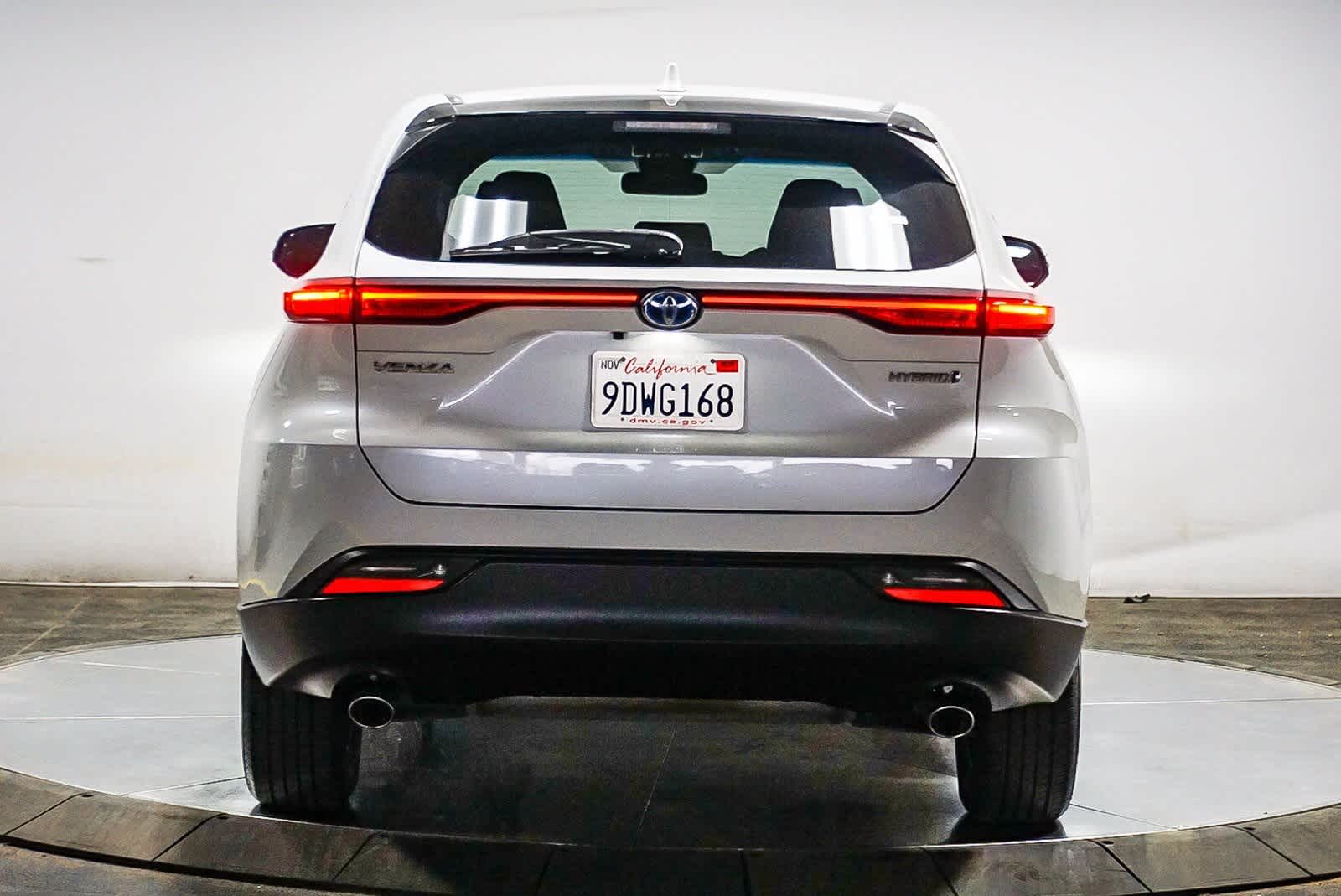 2022 Toyota Venza LE