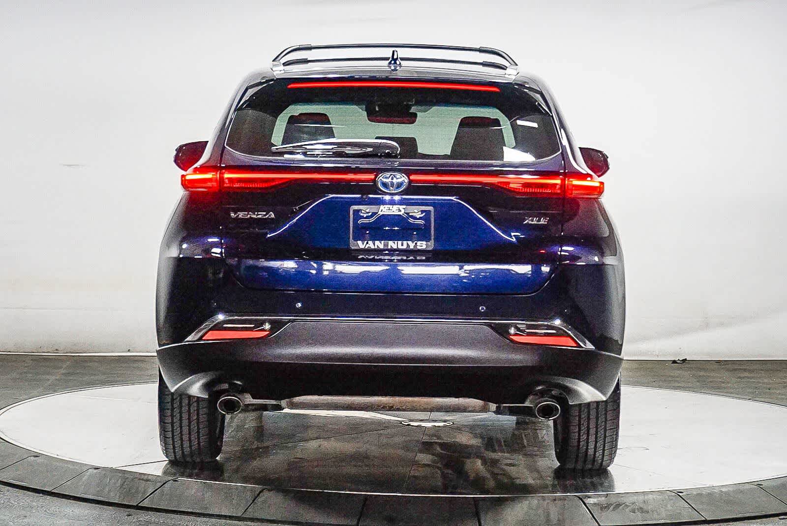 2023 Toyota Venza XLE