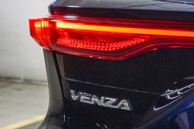 2023 Toyota Venza XLE