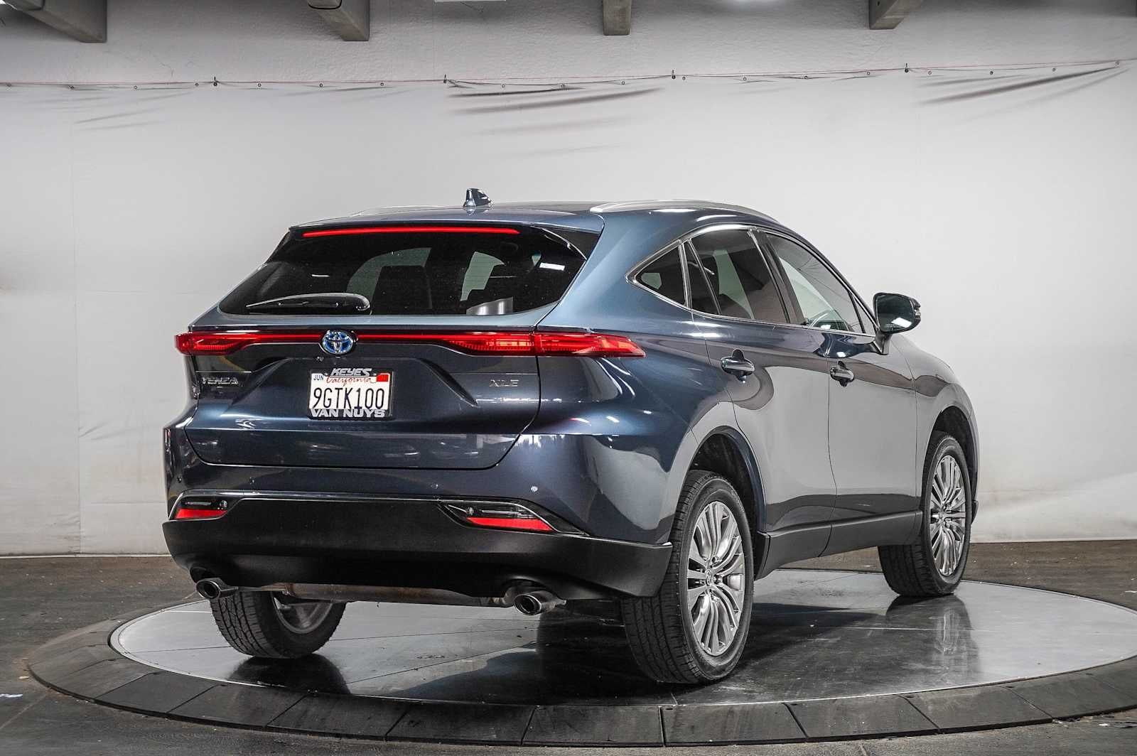 2023 Toyota Venza XLE