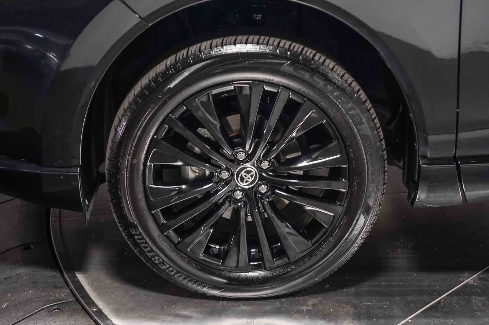 2024 Toyota Venza Nightshade