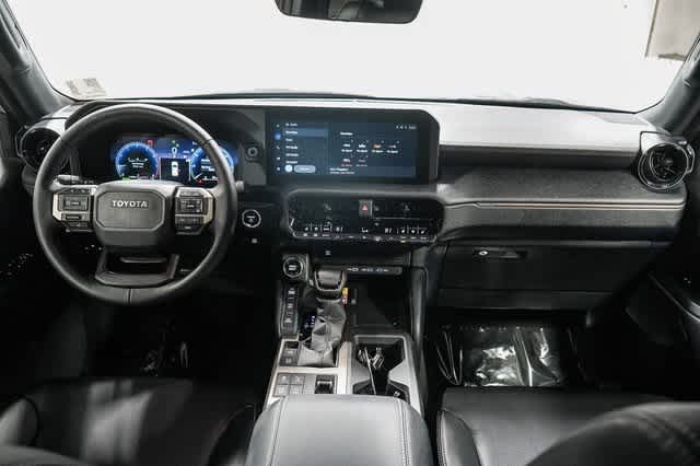 2026 Toyota Land Cruiser 4WD (Natl)