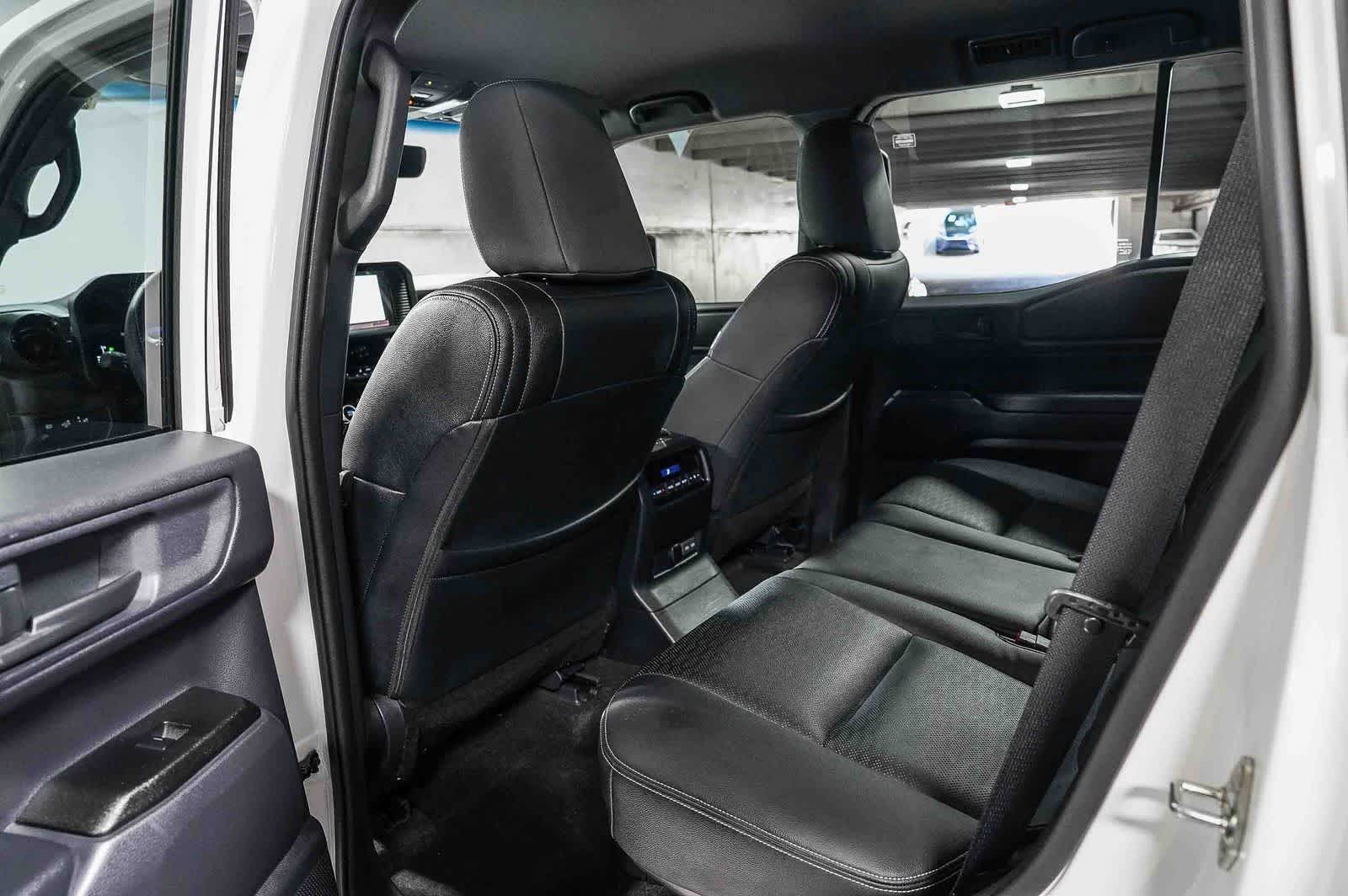 2025 Toyota Land Cruiser 4WD (Natl)