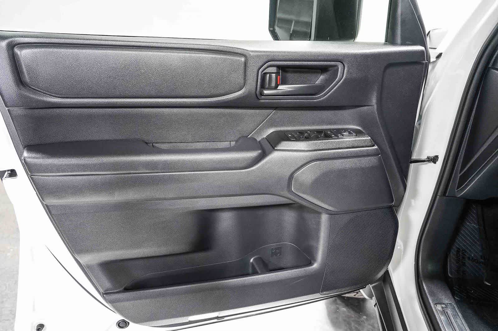 2025 Toyota Land Cruiser 4WD (Natl)