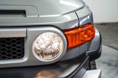 2011 Toyota FJ Cruiser 4WD 4dr Auto (Natl)