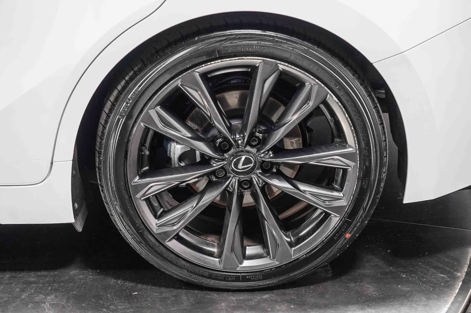 2024 Lexus IS 300 F SPORT Design
