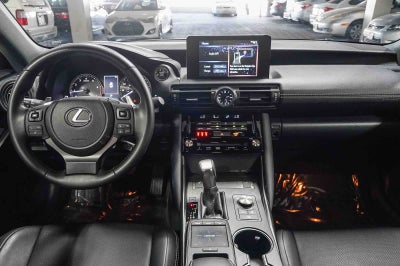 2024 Lexus IS 300 F SPORT Design