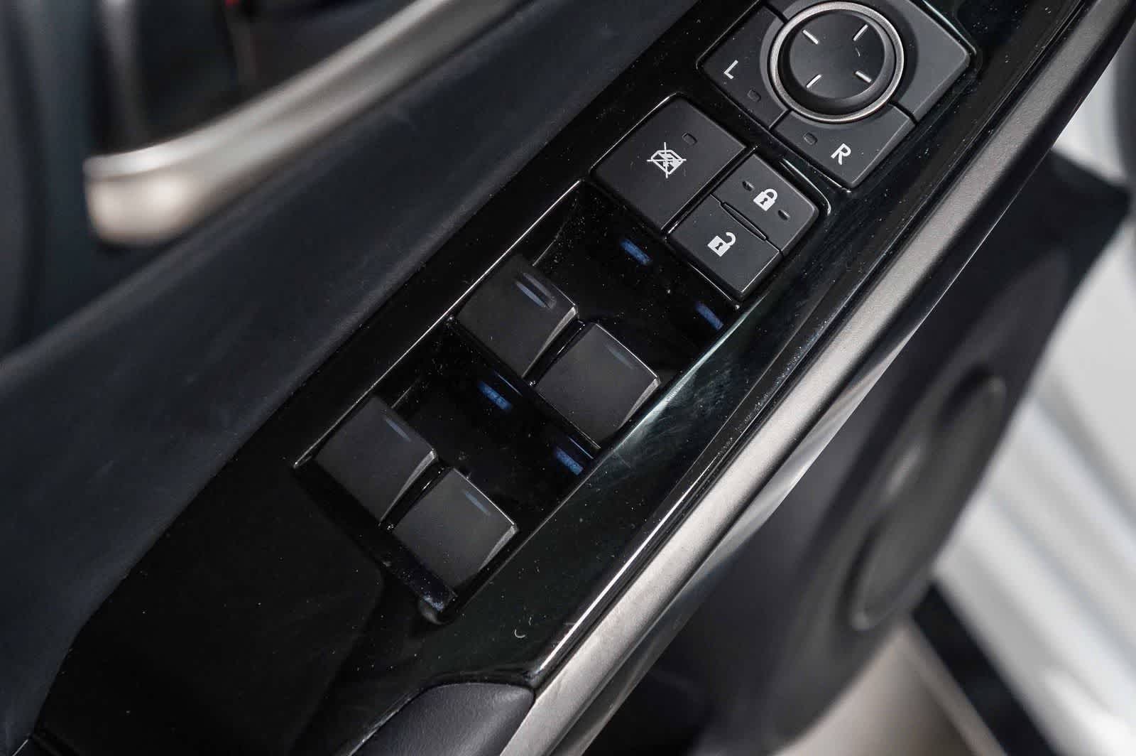 2024 Lexus IS 300 F SPORT Design