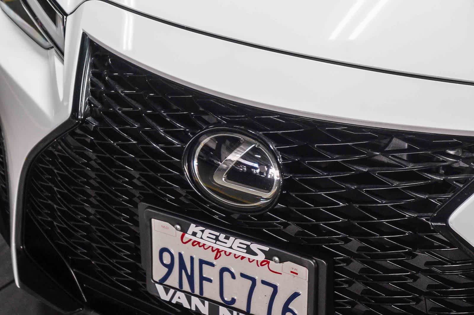 2024 Lexus IS 300 F SPORT Design